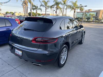 2018 Porsche Macan   - Photo 4 - Stanton, CA 90680