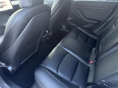 2022 Tesla Model 3   - Photo 9 - Stanton, CA 90680