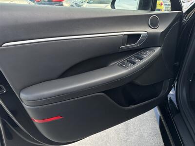 2021 Hyundai SONATA SEL   - Photo 7 - Stanton, CA 90680