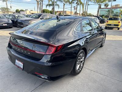 2021 Hyundai SONATA SEL   - Photo 4 - Stanton, CA 90680