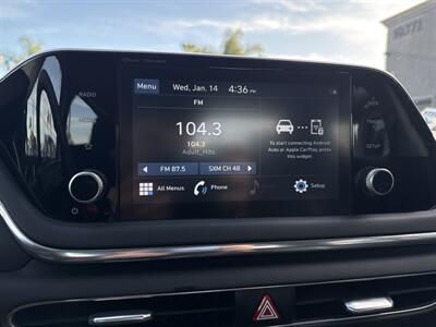 2021 Hyundai SONATA SEL   - Photo 13 - Stanton, CA 90680