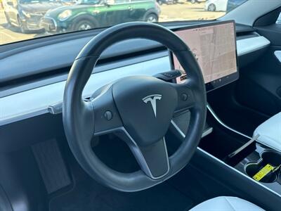 2019 Tesla Model 3 Standard Range Plus   - Photo 9 - Orange, CA 92867