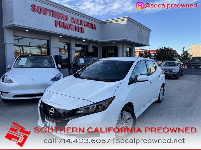 2023 Nissan LEAF S   - Photo 1 - Stanton, CA 90680