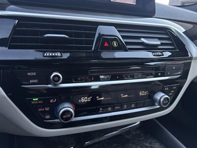 2018 BMW 5 Series 530e iPerformance   - Photo 14 - Stanton, CA 90680