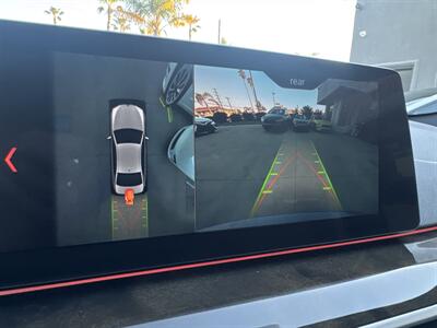 2018 BMW 5 Series 530e iPerformance   - Photo 16 - Stanton, CA 90680