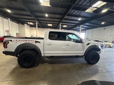 2018 Ford F-150 Raptor   - Photo 8 - Orange, CA 92867