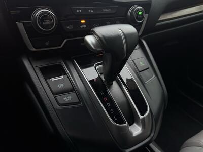2017 Honda CR-V Touring   - Photo 14 - Stanton, CA 90680