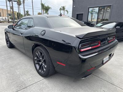 2021 Dodge Challenger R/T   - Photo 6 - Stanton, CA 90680