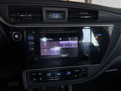 2019 Toyota Corolla SE   - Photo 12 - Orange, CA 92867