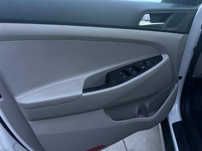 2019 Hyundai Tucson SEL - Photo 7 - Stanton, CA 90680