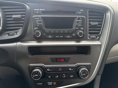 2012 Kia Optima LX   - Photo 13 - Stanton, CA 90680