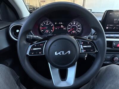 2023 Kia Forte LXS   - Photo 15 - Orange, CA 92867