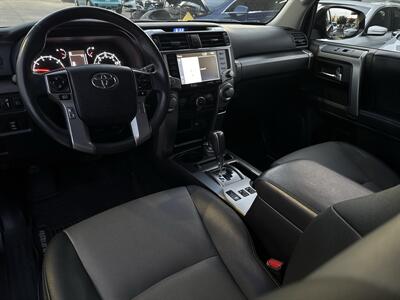 2020 Toyota 4Runner SR5 Premium   - Photo 12 - Stanton, CA 90680