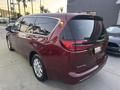 2023 Chrysler Pacifica Touring L   - Photo 6 - Stanton, CA 90680