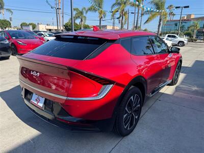 2023 Kia EV6 Wind - Photo 4 - Stanton, CA 90680