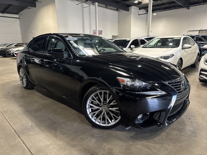 2016 Lexus IS 200t  