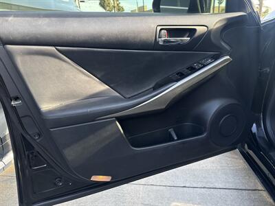 2016 Lexus IS 200t   - Photo 7 - Stanton, CA 90680