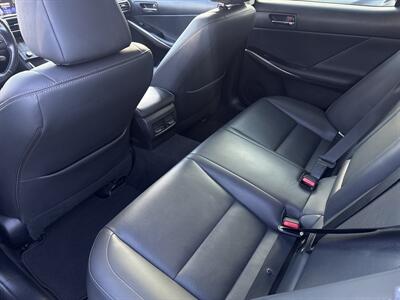 2016 Lexus IS 200t   - Photo 9 - Stanton, CA 90680
