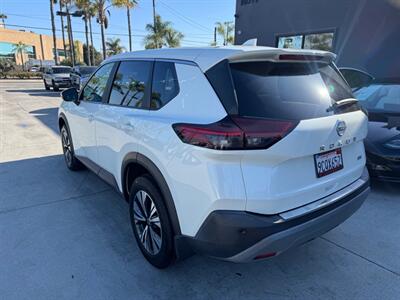 2023 Nissan Rogue SV   - Photo 6 - Stanton, CA 90680