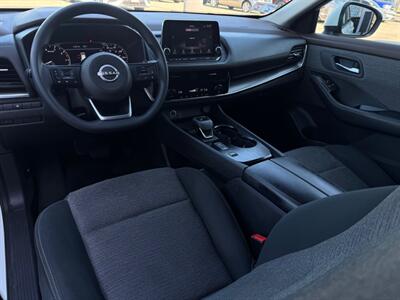 2023 Nissan Rogue SV   - Photo 10 - Stanton, CA 90680
