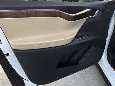 2017 Tesla Model X 100D   - Photo 5 - Stanton, CA 90680