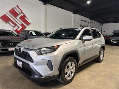 2019 Toyota RAV4 LE   - Photo 3 - Orange, CA 92867