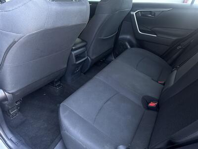 2019 Toyota RAV4 LE   - Photo 8 - Orange, CA 92867