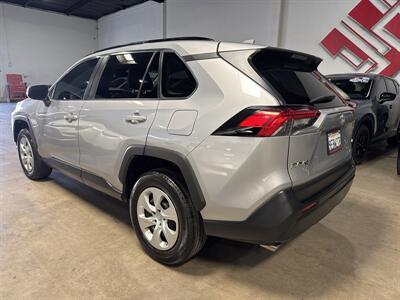 2019 Toyota RAV4 LE   - Photo 4 - Orange, CA 92867