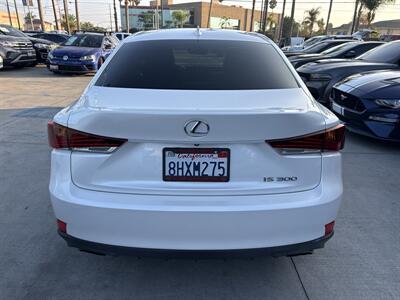 2019 Lexus IS 300   - Photo 5 - Stanton, CA 90680