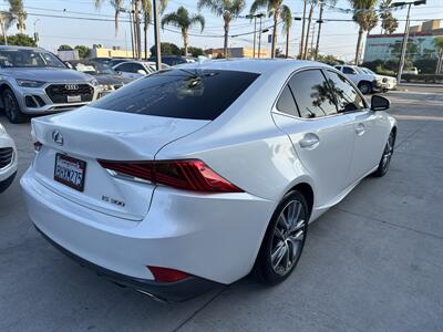 2019 Lexus IS 300   - Photo 4 - Stanton, CA 90680