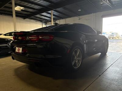 2020 Chevrolet Camaro LT   - Photo 7 - Orange, CA 92867