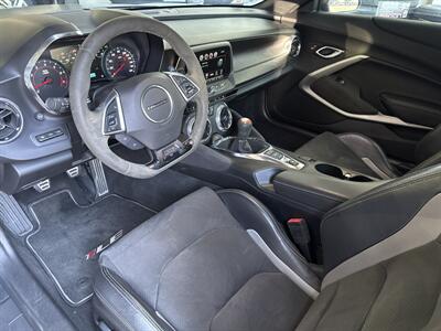 2017 Chevrolet Camaro SS   - Photo 10 - Orange, CA 92867