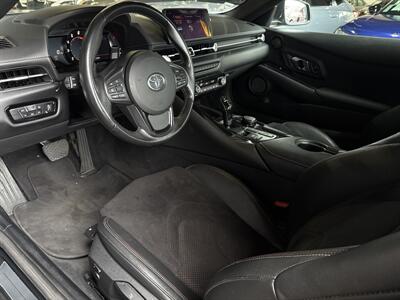 2021 Toyota GR Supra 2.0   - Photo 9 - Orange, CA 92867