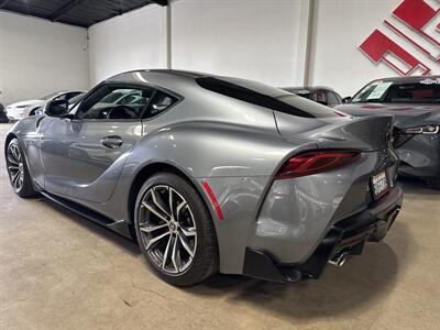 2021 Toyota GR Supra 2.0   - Photo 4 - Orange, CA 92867