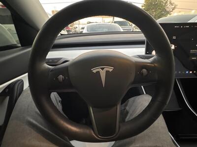 2021 Tesla Model Y Long Range   - Photo 16 - Orange, CA 92867