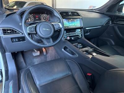 2020 Jaguar F-PACE 25t Prestige   - Photo 13 - Orange, CA 92867