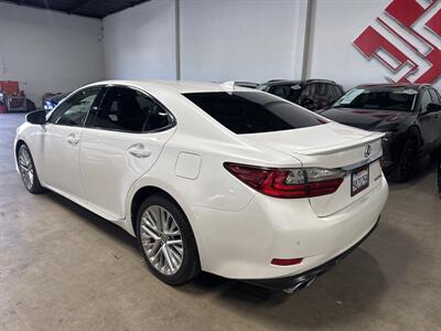 2016 Lexus ES   - Photo 4 - Orange, CA 92867
