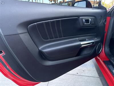 2019 Ford Mustang GT Premium   - Photo 8 - Stanton, CA 90680
