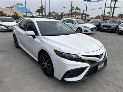 2022 Toyota Camry SE - Photo 3 - Stanton, CA 90680