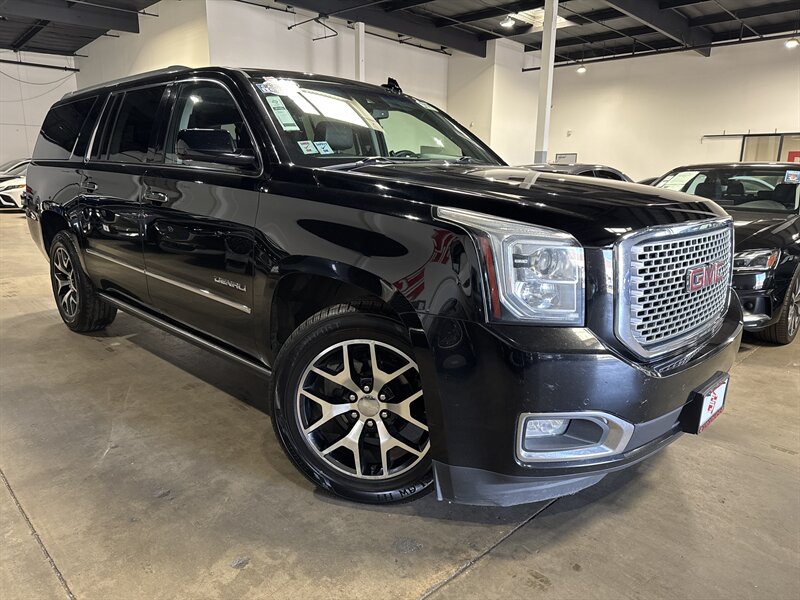 2016 GMC Yukon Denali  