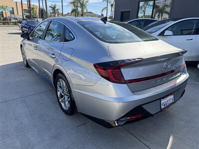 2020 Hyundai SONATA SEL - Photo 6 - Stanton, CA 90680