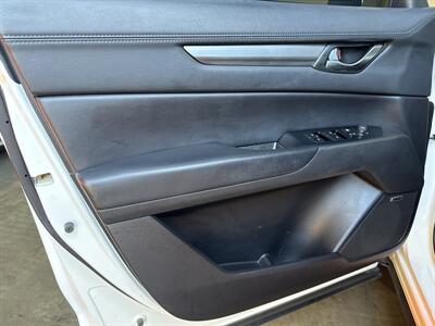2019 Mazda CX-5 Touring   - Photo 7 - Orange, CA 92867
