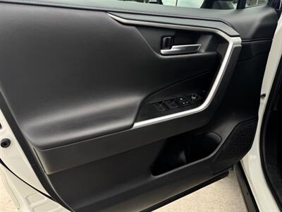 2020 Toyota RAV4 Hybrid XSE   - Photo 7 - Stanton, CA 90680
