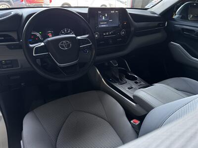 2022 Toyota Highlander Hybrid LE   - Photo 10 - Orange, CA 92867