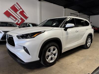 2022 Toyota Highlander Hybrid LE   - Photo 3 - Orange, CA 92867