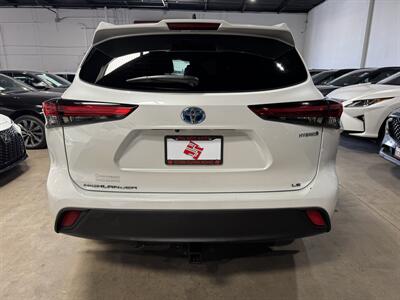 2022 Toyota Highlander Hybrid LE   - Photo 5 - Orange, CA 92867