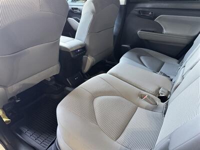 2022 Toyota Highlander Hybrid LE   - Photo 9 - Orange, CA 92867