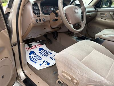 2004 Toyota Sequoia SR5   - Photo 12 - Glendora, CA 91740