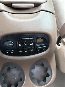 2004 Toyota Sequoia SR5   - Photo 36 - Glendora, CA 91740
