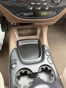 2004 Toyota Sequoia SR5   - Photo 28 - Glendora, CA 91740